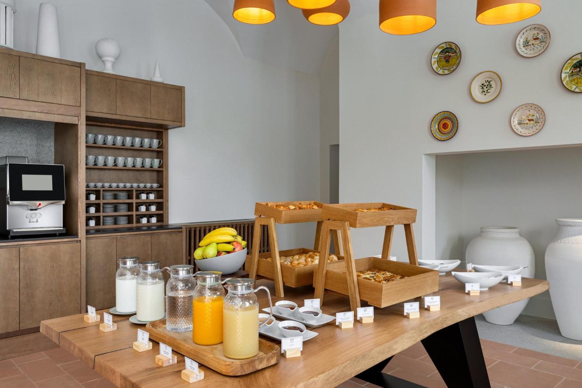 Holiday Inn Express Evora By Ihg Экстерьер фото